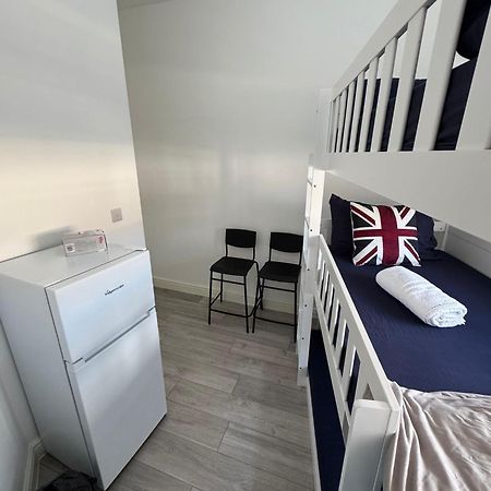 Willesden Green Budget Guesthouse London Exterior photo