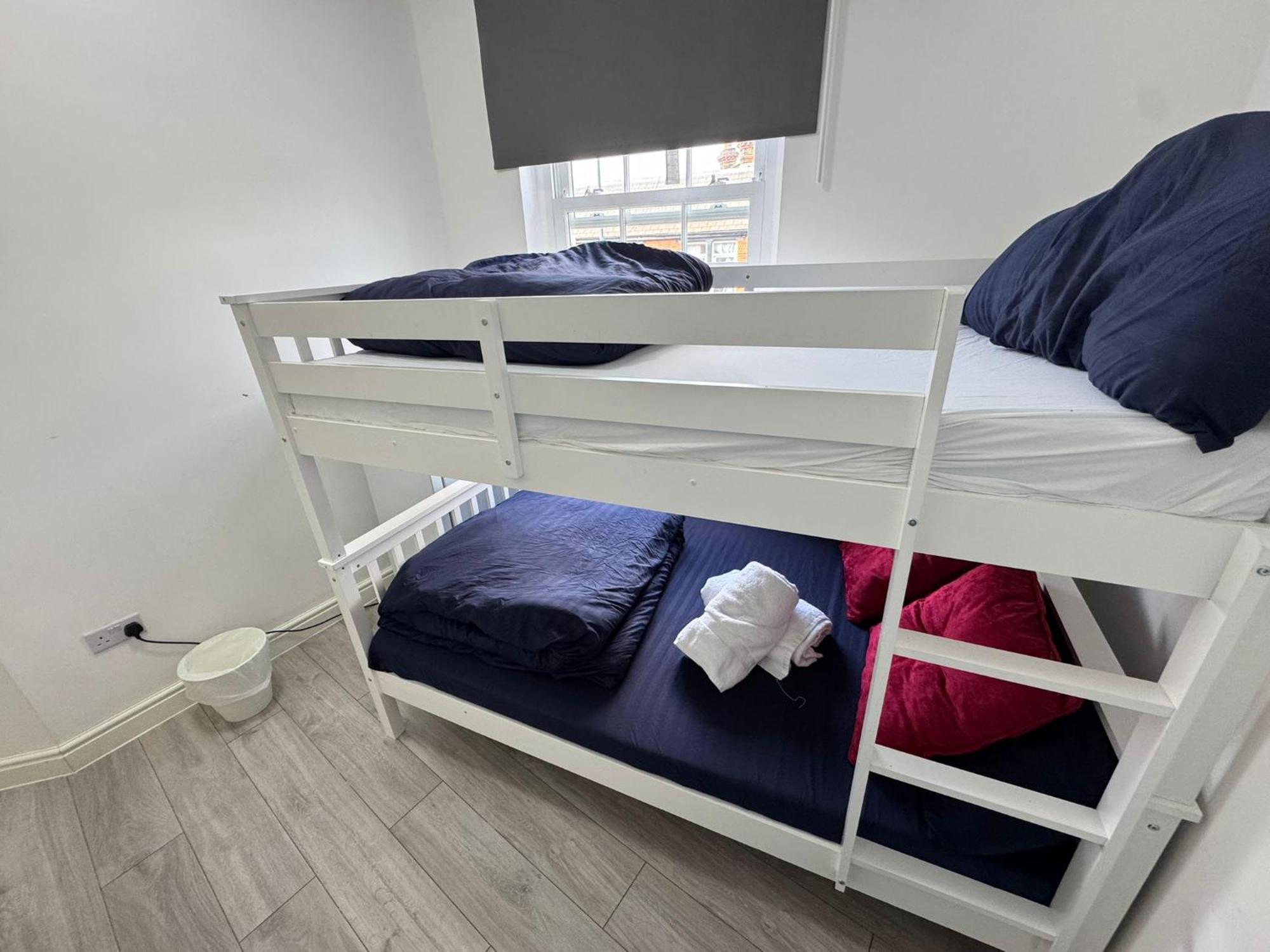Willesden Green Budget Guesthouse London Exterior photo