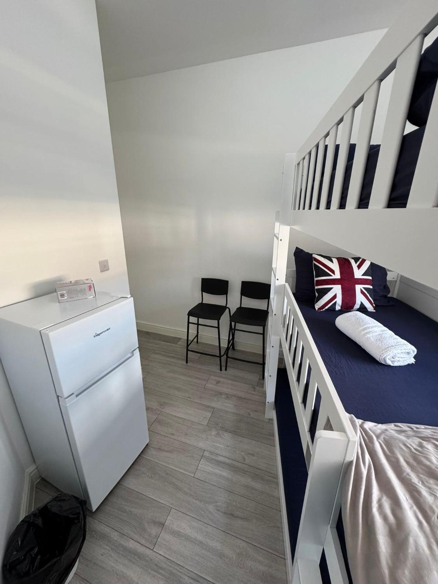 Willesden Green Budget Guesthouse London Exterior photo